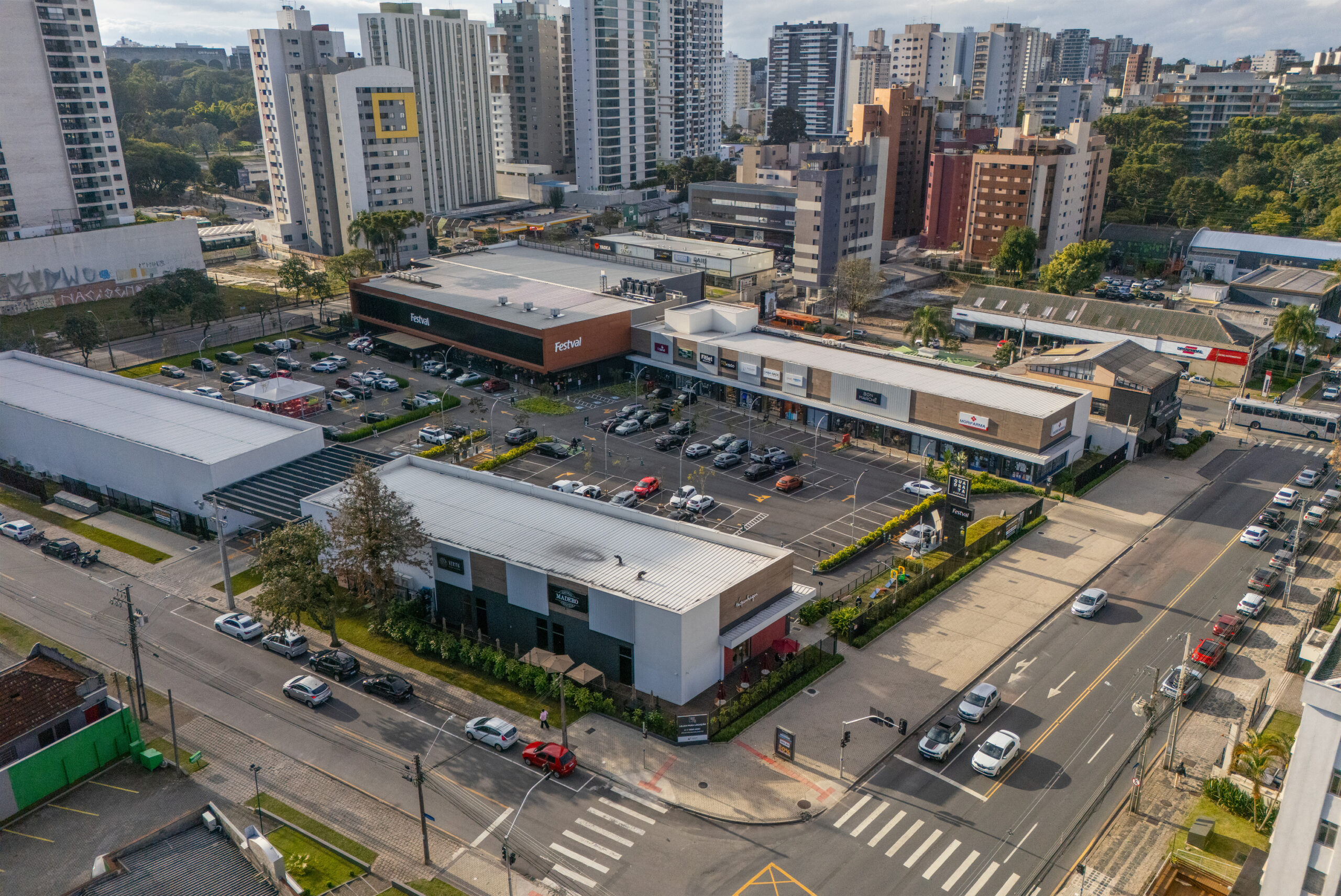 Quadrata Cabral Mall